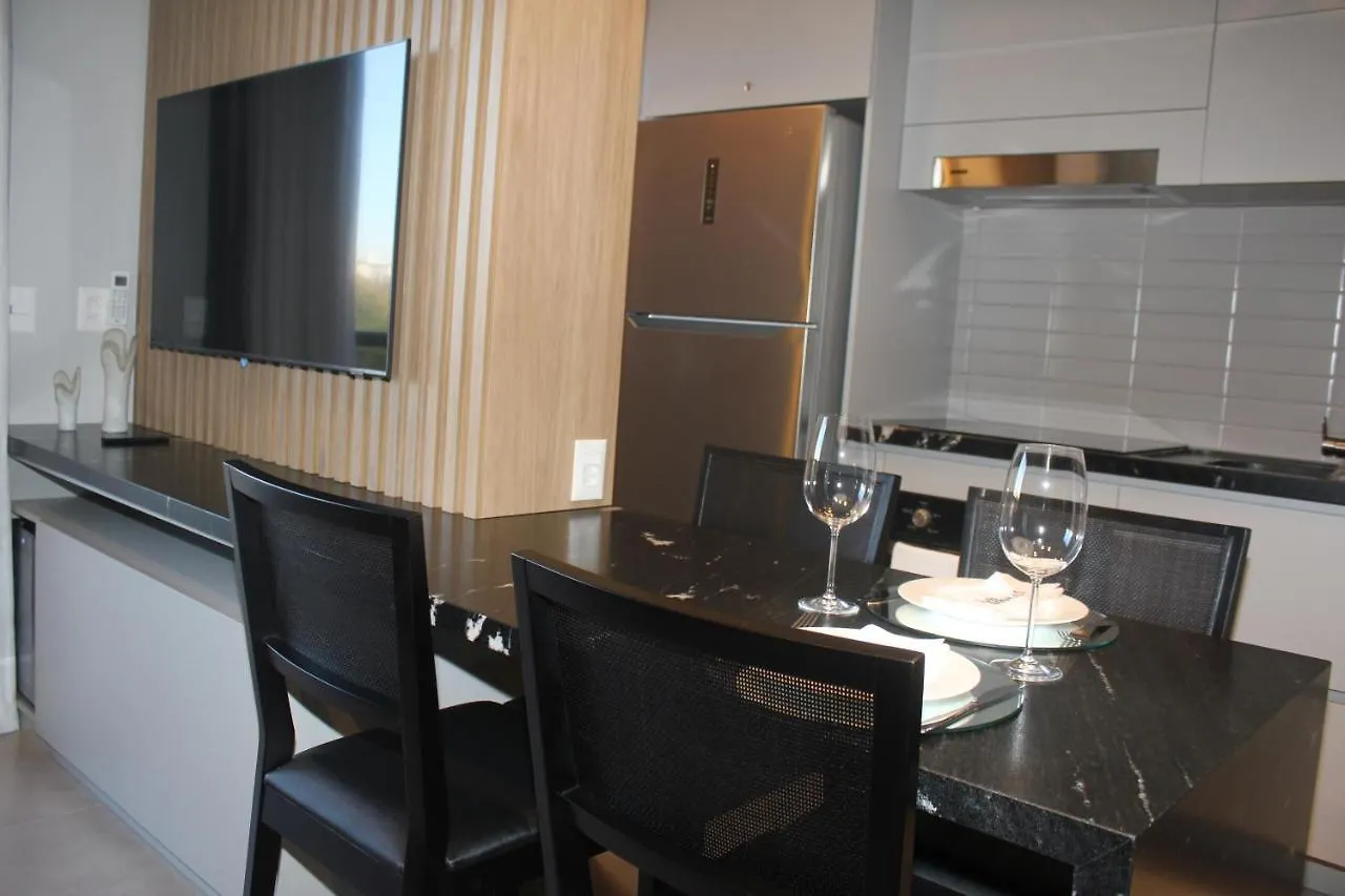 アパート Myhome - Suite De Luxo Proximo Ao Shopping Iguatemi E Consulado Americano ポルト・アレグレ